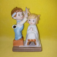 "A profi fodrász ". Porcelán figura, Srilankai porcelán.