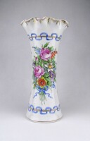 1V329 Antik fodros szélű Dresden porcelán váza 25 cm
