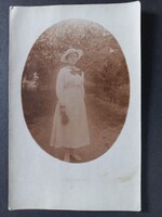 Antik fotó-képeslap Kreszadló Laura hivatalnokról  Csernák Jenő felvétele  1917 körül