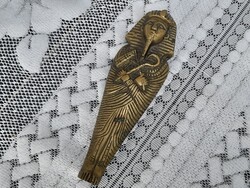 Gyönyörű réz egyiptomi szarkofág réz múmiával
