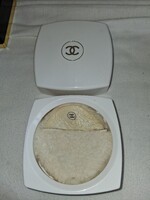 Vadonatúj eredeti Chanel púder tartó