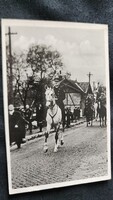 1939 FELVIDÉK FELSZABADULÁSA KOMÁROM BEVONULÁS HORTHY MIKLÓS KORMÁNYZÓ KORABELI EREDETI FOTÓLAP KÉP