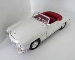 Nagyon szép hibátlan Mercedes 190 SL cabrió 1:18.