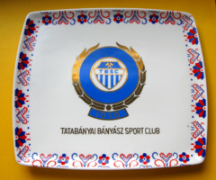 Hollóházi porcelán tálca - Tatabányai Bányász Sport Club emlémával és felirattal