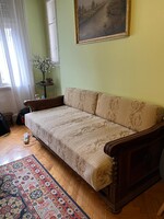 Koloniál heverő