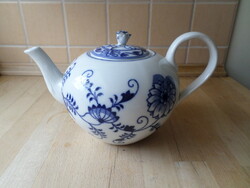 Régebbi hagymamintás porcelán kiöntő teáskanna 1l