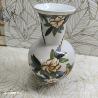 Gyönyörű virágos, madaras váza eladó! 17 cm