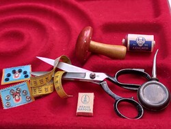 Antik kovácsolt vas szabóolló szabó olló szabász olló  és régi szabás/varrás kellékek