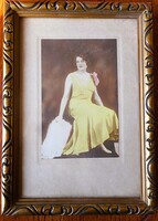 Színezett műtermi fotó (hölgy rózsával) 1920 körül - Erzsébet fotó Pécs, Dragila Antal keretező