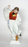 HERENDI PORCELÁN TÁNCOLÓ BETYÁR ,KÉZZEL FESTETT  FIGURA, HIBÁTLAN!
