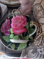 Gyönyörű rózsás porcelán kávés duó