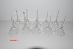 Ø10 cm átmérőjű üvegtölcsér, laboratórium