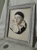 Szomorú bohóc karskter ábrázoló plasztikus kép