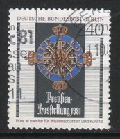 Berlin 0890  Mi 792      2,60 Euró