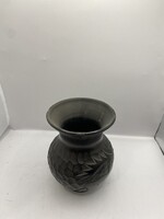 Régi fekete mázas karcagi kerámia váza. 5178