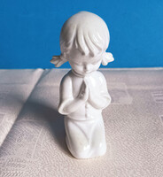 Imádkozó Copfos Kislány Porcelán