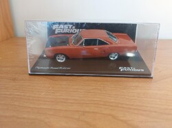 Plymouth Road runner halálos iramban 1:43 (?) kisautó