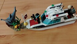 Búvárjacht doboz nélkül