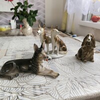 Retro porcelán figura,porcelán  kutya csomagban  eladó!