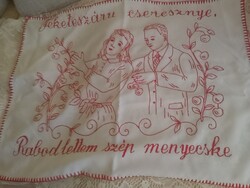 Hímzett falvédő Fekete szárú cseresznye  hibátlan