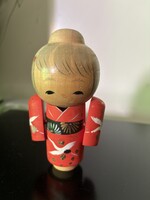 Piros kimonós nagy méretű eredeti vintage japán kokeshi