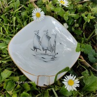 Vitorlás hajóval jelzett porcelán hamutál hamutartó