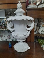 Herendi Fehér Griffmadaras Extra Nagyméretű Fedeles Porcelán Váza.45 cm.