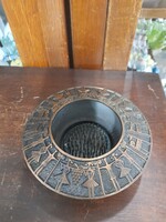 Plasztikus Bronz-Réz Népművészeti Motívumos TUNGSRAM Emlék Gyertyatartó.14.5 cm.