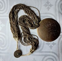 Hematit gyöngyös többsoros lánc óriás réz medállal