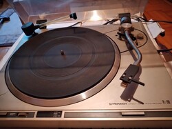 Pioneer PL-200 lemezjátszó