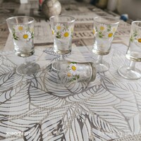 Retro margaréta virágos, kézzel festett üveg kispohár, kupica 4 db  eladó!