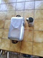 Antik piknik doboz és konyhai kimérő