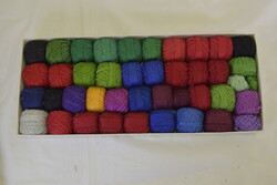 Dobozos hímző fonal, cérna A192