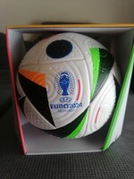 Adidas Euro24 Pro futball labda díszdobozban