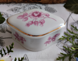 Hollóházi porcelán rózsás fedeles doboz ékszertartó