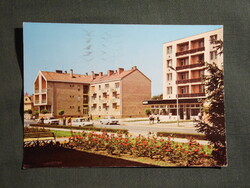 Képeslap,Hajdúszoboszló,Hősök tere,cipőbolt,autó,utca látkép,részlet, 1975-