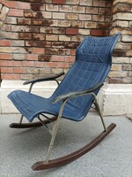 Mid century pihenőszék, Takeshi Nii hintaszék, modernizmus, kék színben