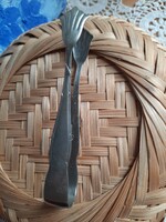 Antik WELLNER alpakka cukorfogó csipesz - karc, és font mentes, szép állapotban 11 cm