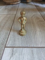 Régi réz szobor: brüsszeli pisilő fiú (8 cm)