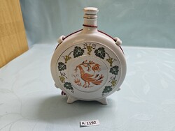 A1192 Hollóházi magyaros mintás kulacs 21 cm