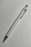 Tikki Rotring replika. Képek szerinti állapotban.