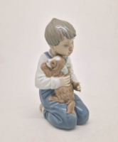 Lladro Nao kisfiú kiskutyájával 15cm