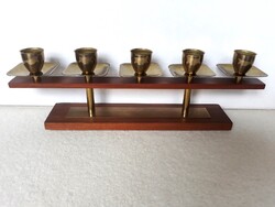 Vintage iparművészeti 5 ágú gyertyatartó réz és fa kombinációval, 40 cm