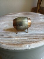 Pazar régi ezüstözött hordó szobor (5x5x4 cm)