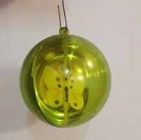 Pillangós gömb, karácsonyfadísz, a pillangó forog a gömbben