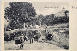 Remetehegy- Bp. III. - Etelka villa a háttérben, vízhordó szamarak a kútnál - antik képeslap