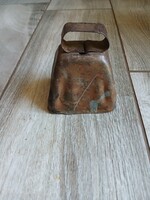 Régi acél kolomp/csengő (8x7,3x6 cm)