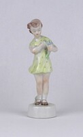 1V748 Régi Zsolnay porcelán kislány virággal 13.7 cm