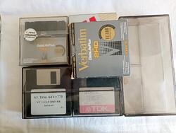 Floppy 3.5 Diskettes 1.44MB 53db egyben tartó tokban