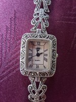 Antik, régi ezüst 925, Japán quartz női karóra, ékszeróra, markazit kövekkel, kb.24x25 mm, működik!